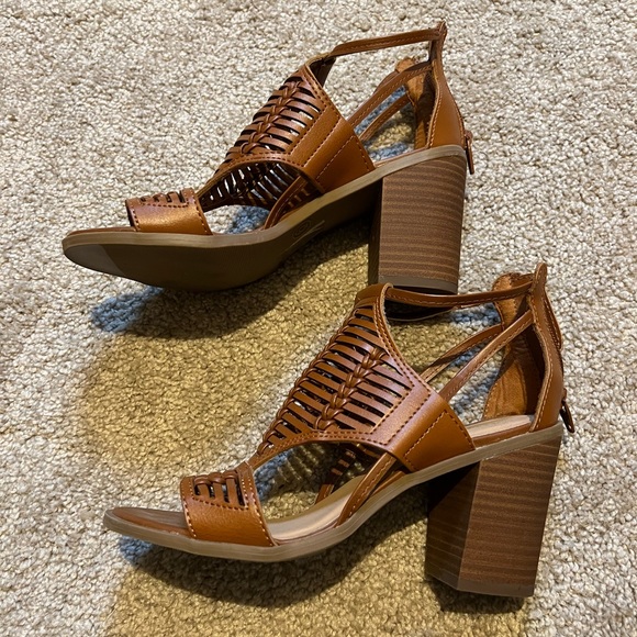 Merona block heels - Picture 2 of 3